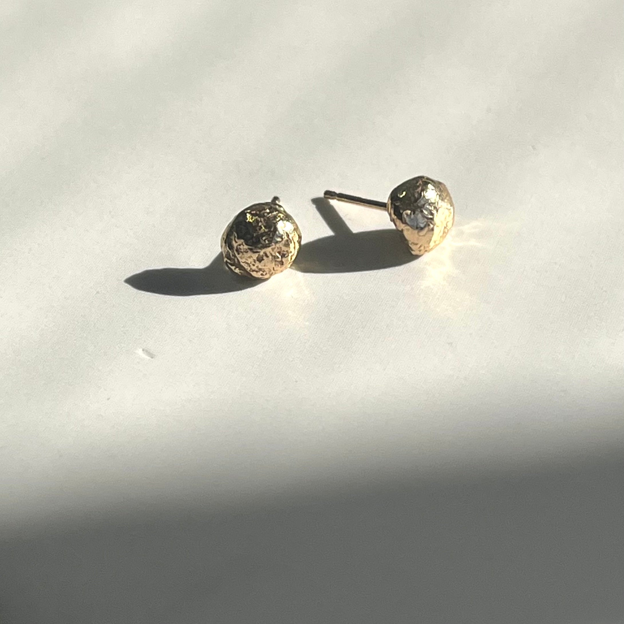 Pebble Shaped 14kt Solid Gold Stud Post Earrings - Recycled Gold - 7mm