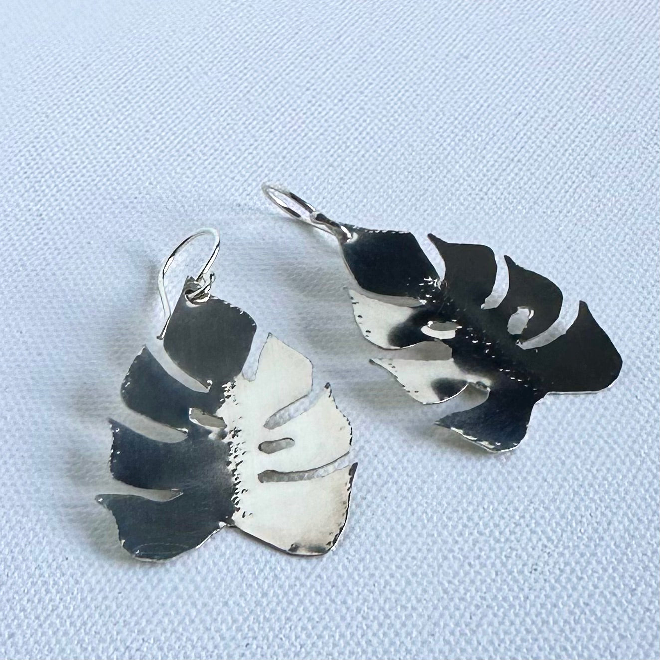 Breadfruit Leaf Silver Dangle Earring - Tropical Leaf - Nickel-Free Hypoallergenic