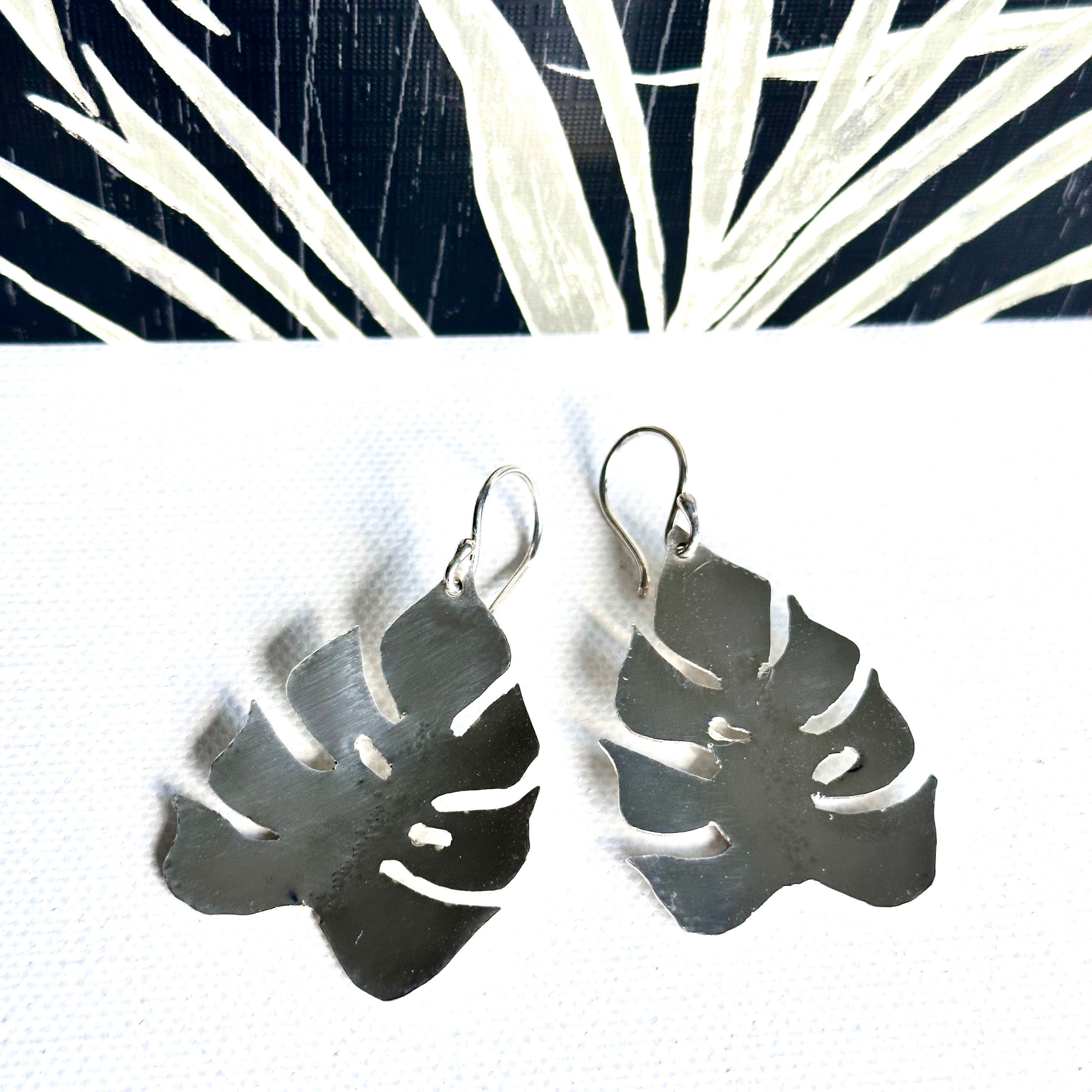 Breadfruit Leaf Silver Dangle Earring - Tropical Leaf - Nickel-Free Hypoallergenic